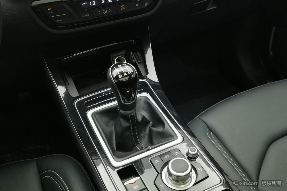 Senya R9 Модель 2018 года 1.2T Manual Luxury Smart Style – фото 15
