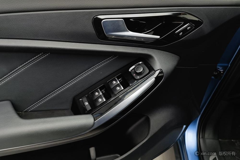 Senya R9 Модель 2018 года 1.2T Manual Luxury Smart Style – фото 23