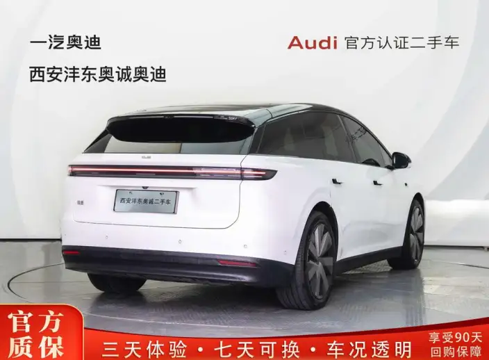 Li Auto i6 2025 Model 4WD Standard Edition – фото 4
