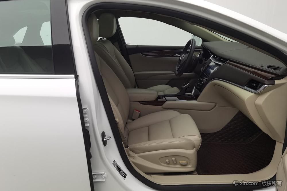 Cadillac XTS 2017 28T Elite – фото 12