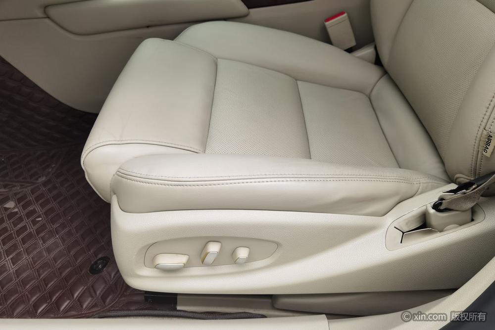 Cadillac XTS 2017 28T Elite – фото 19