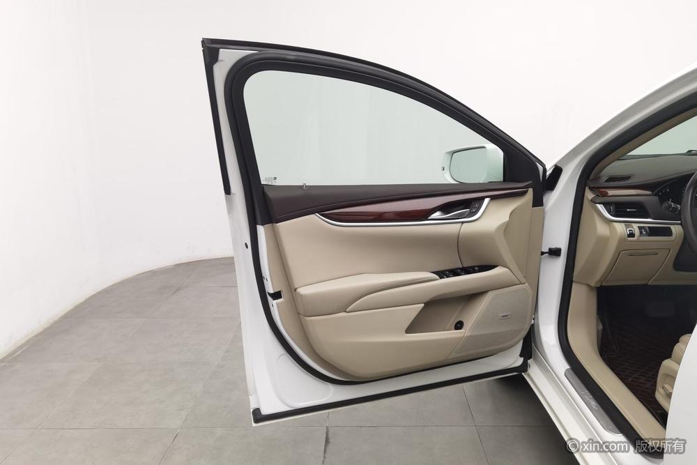 Cadillac XTS 2017 28T Elite – фото 22