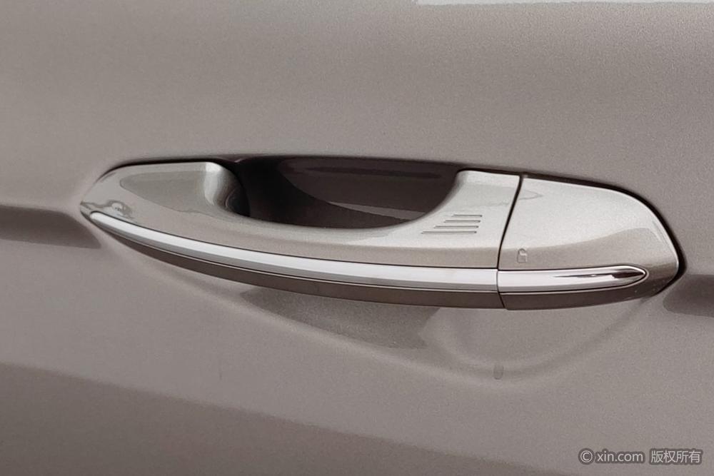 Ford Mondeo 2013 2.0L GTDi200 Fashion – фото 11