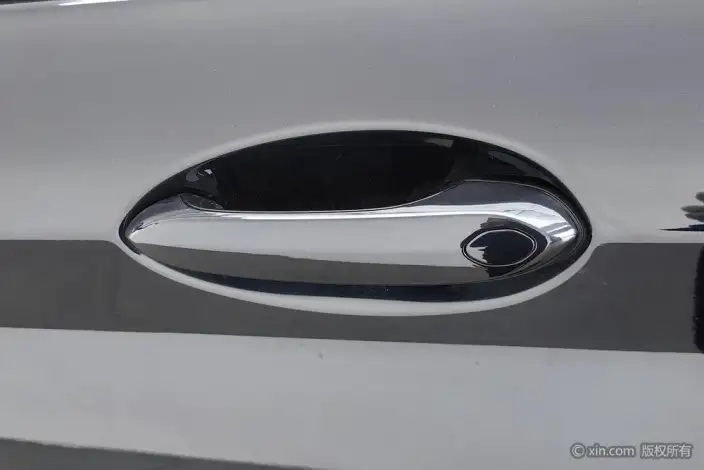 BMW iX3 2023 Model Leading Model – фото 9
