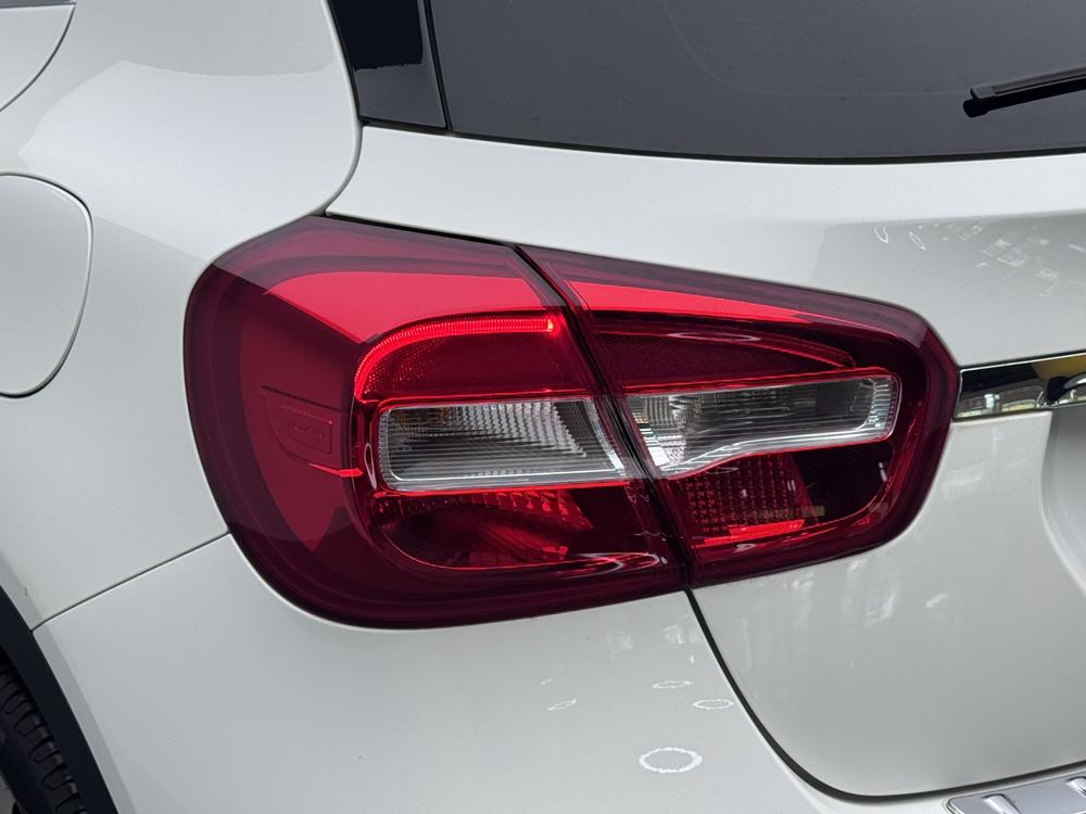 Mercedes-Benz GLA 2015 GLA 200 Dynamic – фото 13
