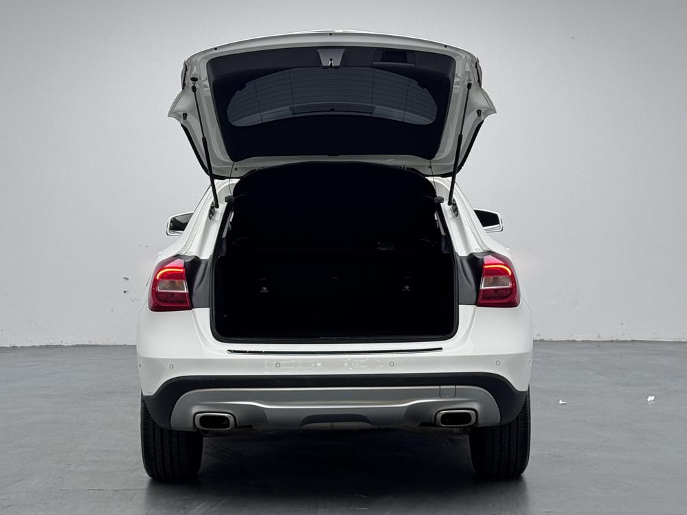 Mercedes-Benz GLA 2015 GLA 200 Dynamic – фото 20
