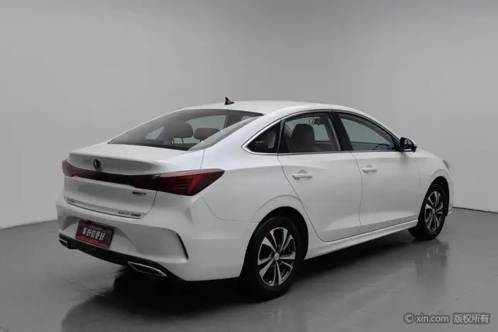 Changan Eado 2022 Model PLUS Blue whale NE 1.4T GDI DCT Noble Model