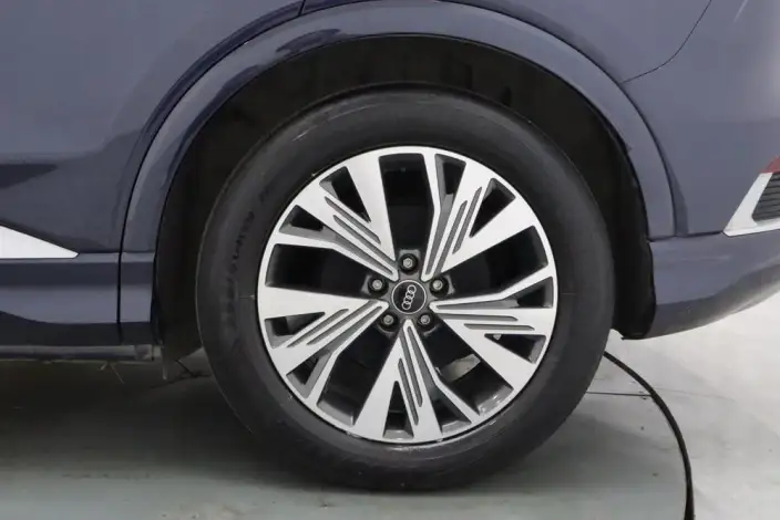 Audi Q4 e-tron 2022 Model 40 e-tron Chuangxing Edition – фото 9