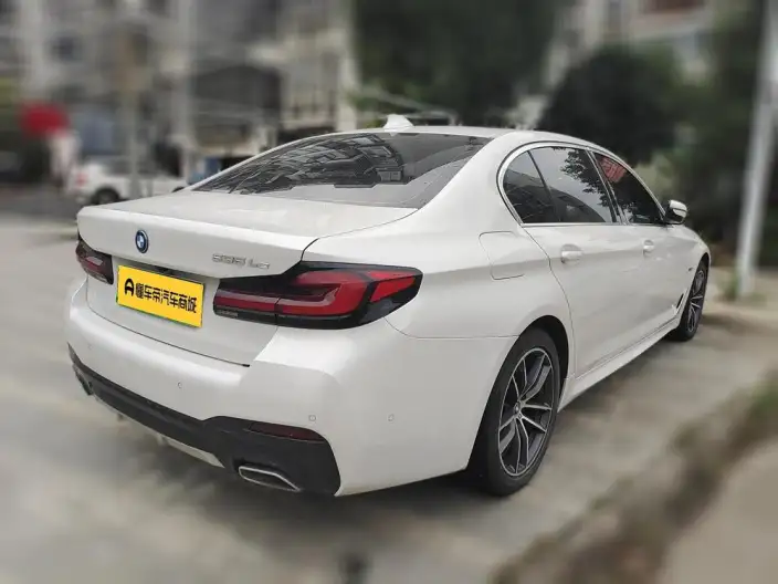 BMW 5 Series PHEV 2022 Model Facelift 535Le M Sports Set