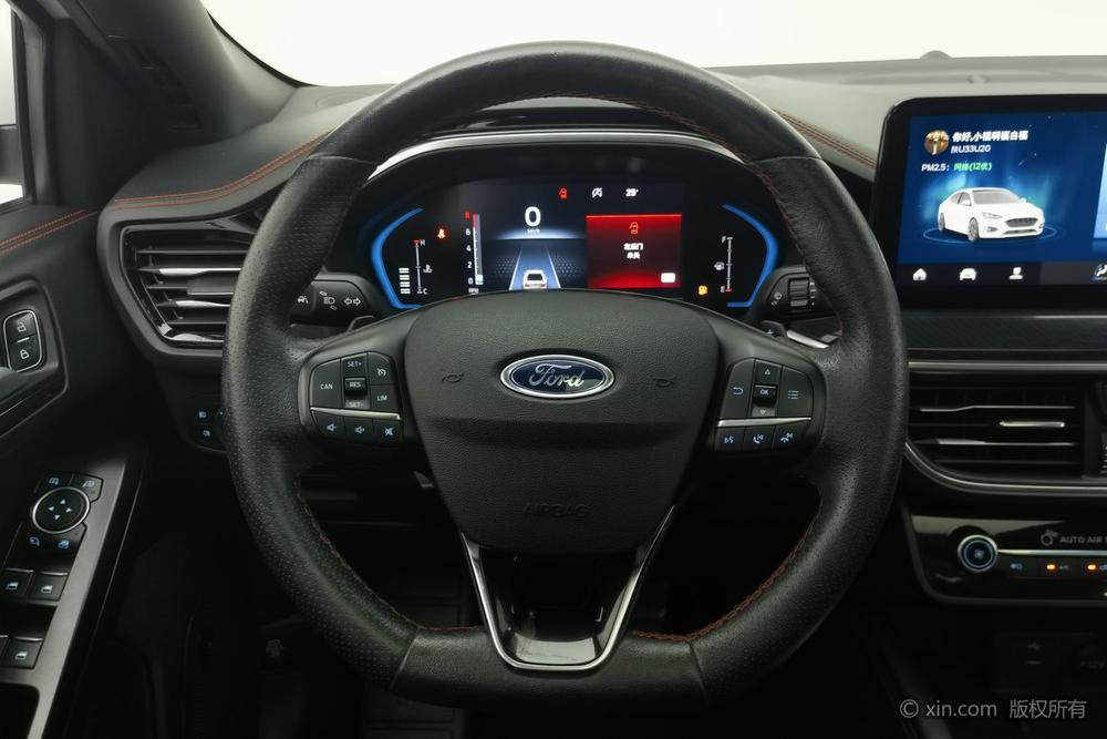 Ford Focus 2021 Trim EcoBoost 180 Automatic ST Line – фото 13