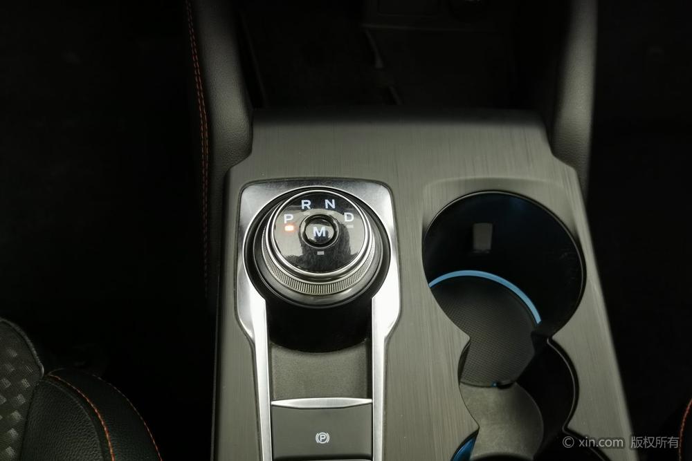 Ford Focus 2021 Trim EcoBoost 180 Automatic ST Line – фото 14