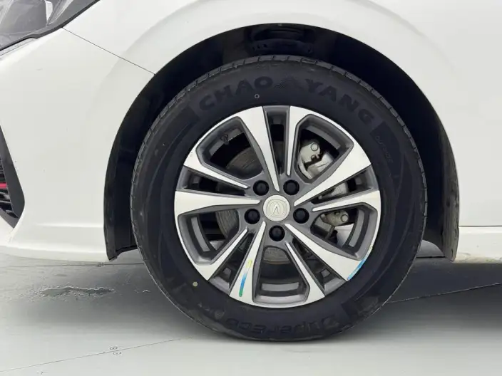Changan Eado 2023 Model PLUS Changxiang Edition Blue whale NE 1.4T GDI DCT Noble Model – фото 9