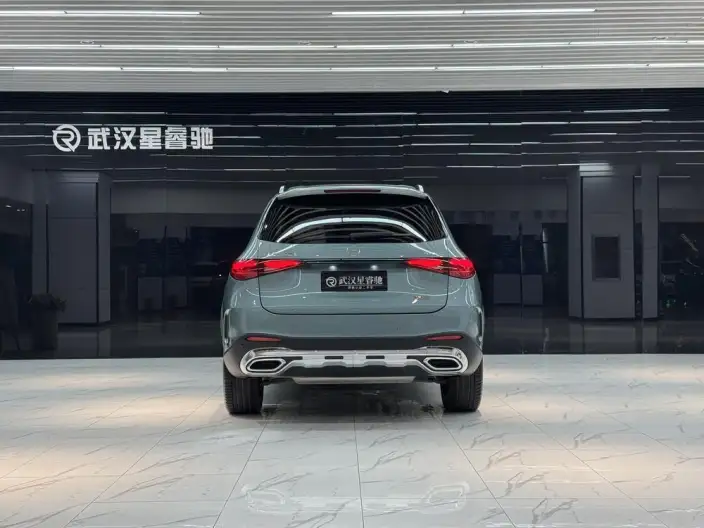 Mercedes-Benz GLC 2025 Model GLC 300 L 4MATIC Luxury Model 5 seat – фото 5