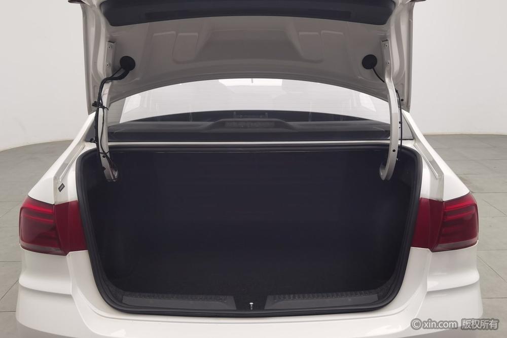 Volkswagen Santana 2021 1.5L Manual Style Edition – фото 24