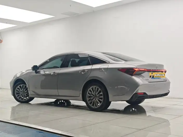 Toyota Avalon 2024 Model Intelligent Hybrid 2.0L E-CVT Deluxe Edition