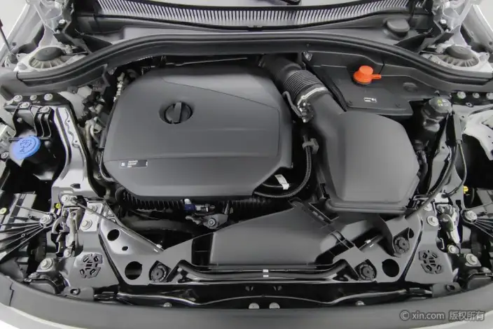 BMW 2 Series 2025 Model 225L M Sports Set – фото 5