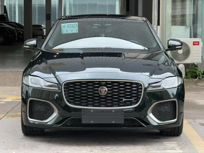 Jaguar XFL 2021 Model 2.0T P250 2WD Exclusive Deluxe Edition