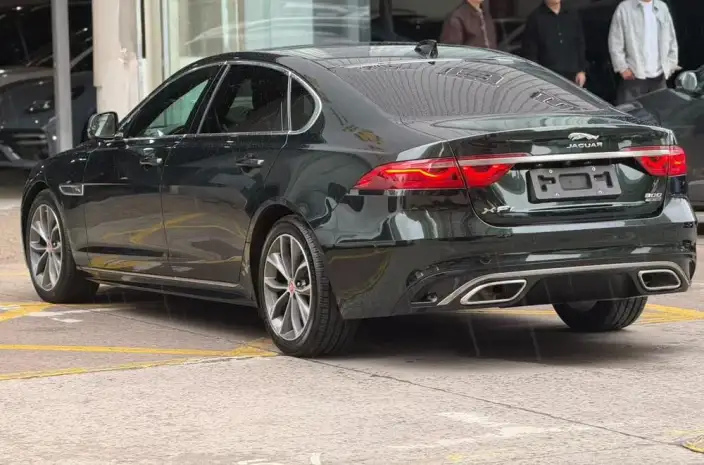 Jaguar XFL 2021 Model 2.0T P250 2WD Exclusive Deluxe Edition