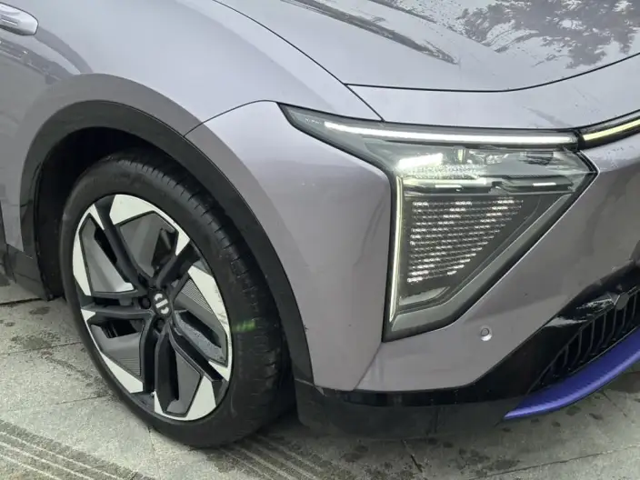 HiPhi HiPhi Y 2023 Model 560km Pioneer Edition – фото 6
