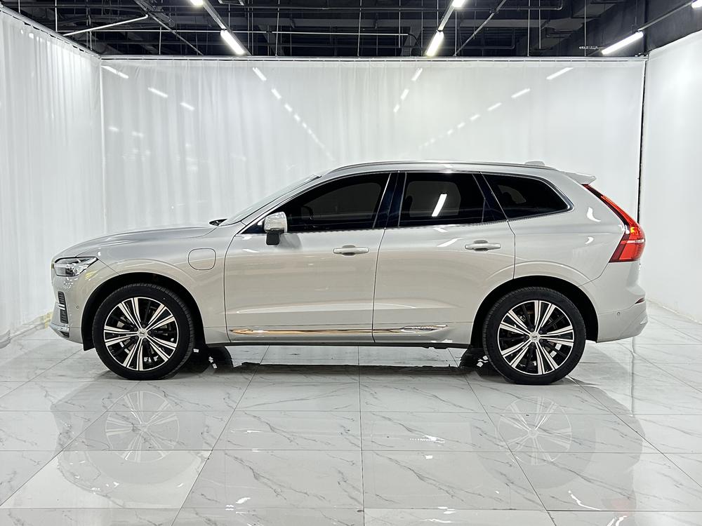 Volvo XC60 PHEV 2023 T8 AWD Long Range Intelligent Far Luxury