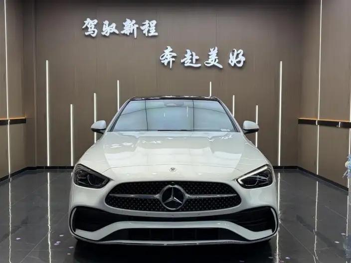 Mercedes-Benz C-Class PHEV 2024 Model C 350 eL
