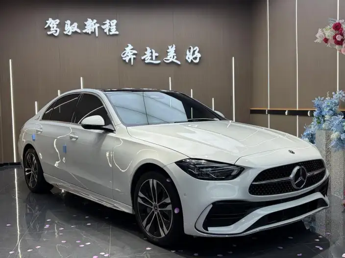 Mercedes-Benz C-Class PHEV 2024 Model C 350 eL