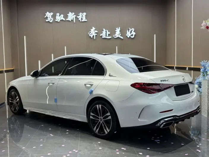 Mercedes-Benz C-Class PHEV 2024 Model C 350 eL