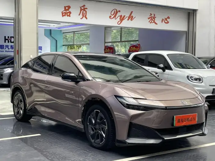 TOYOTA bZ3 2023 Model Long Battery Life Pro Premium