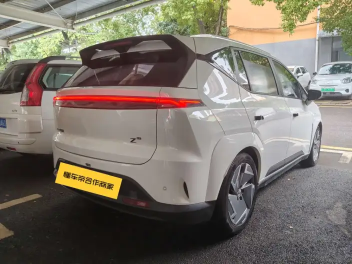 Hechuang Z03 2022 Model 620 Trendy Smart Edition 76.8kWh – фото 4