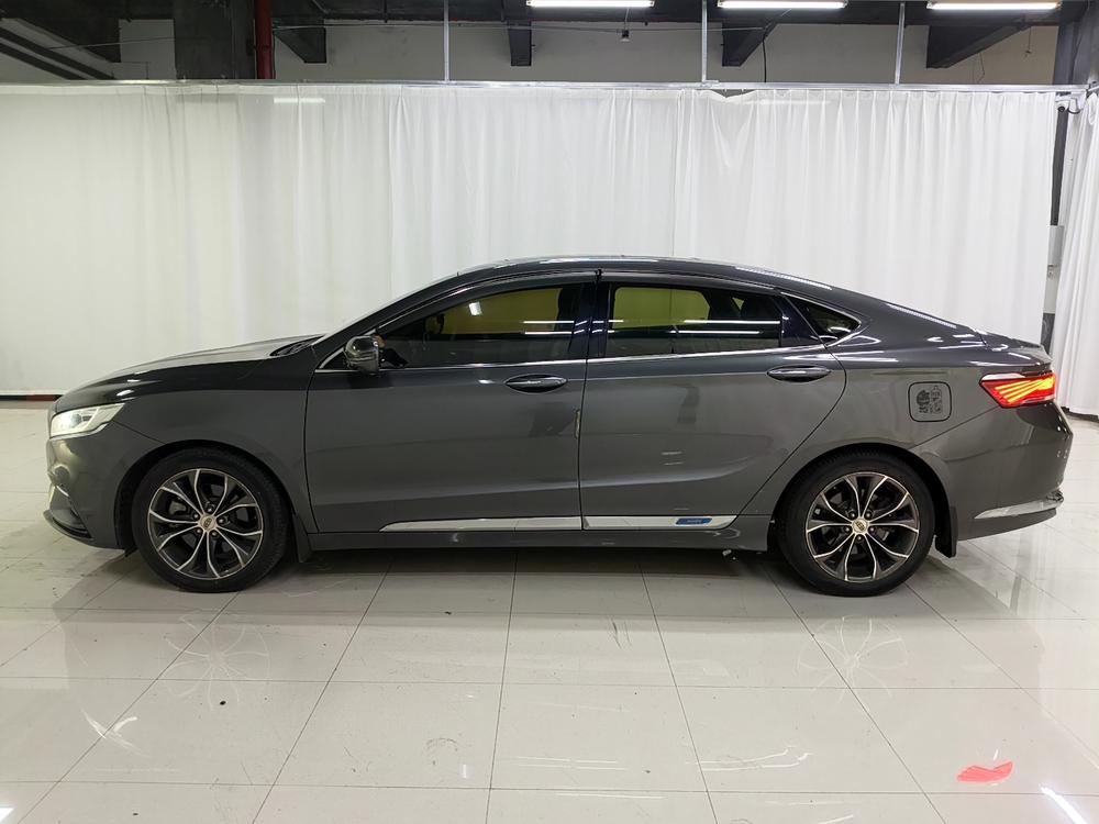 Geely Borui Модель 2018 года 1.5T MHEV Shine Smart Edition