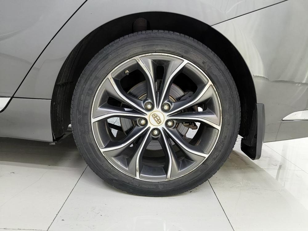 Geely Borui Модель 2018 года 1.5T MHEV Shine Smart Edition – фото 9