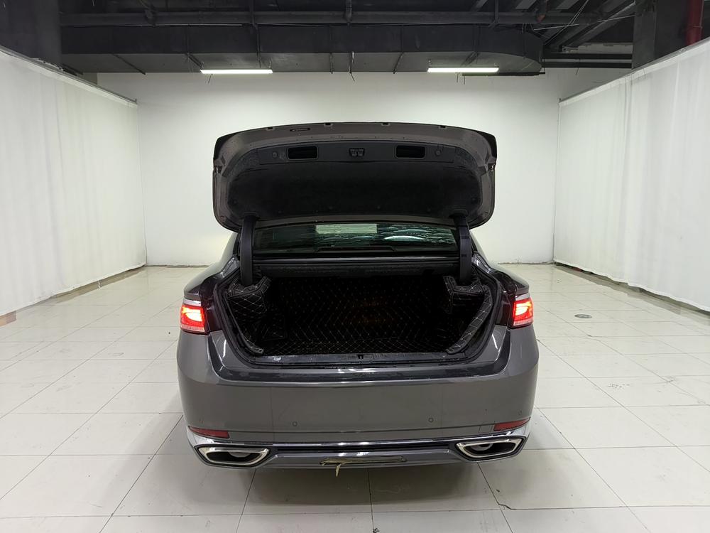 Geely Borui Модель 2018 года 1.5T MHEV Shine Smart Edition – фото 20