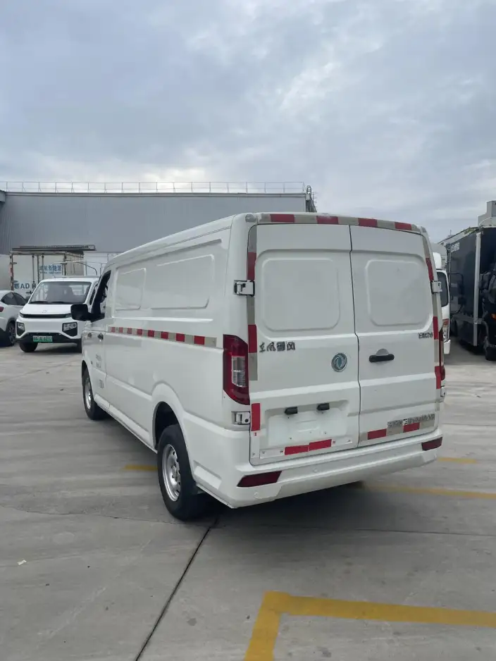 Dongfeng Yufeng EM26 2023 Model High-end Edition 41.86kWh CATL – фото 4