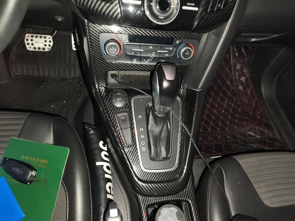 Ford Focus 2017 Hatchback EcoBoost 180 Automatic Sport – фото 9