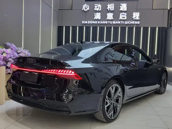 Audi A7 L 2023 Model 45 TFSI quattro S-line Black Samurai Edition – фото 6
