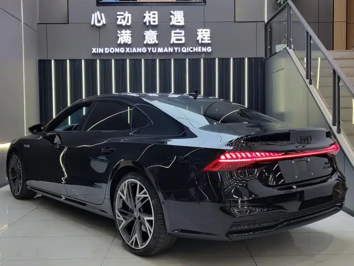 Audi A7 L 2024 Model 45 TFSI quattro Black Samurai Edition