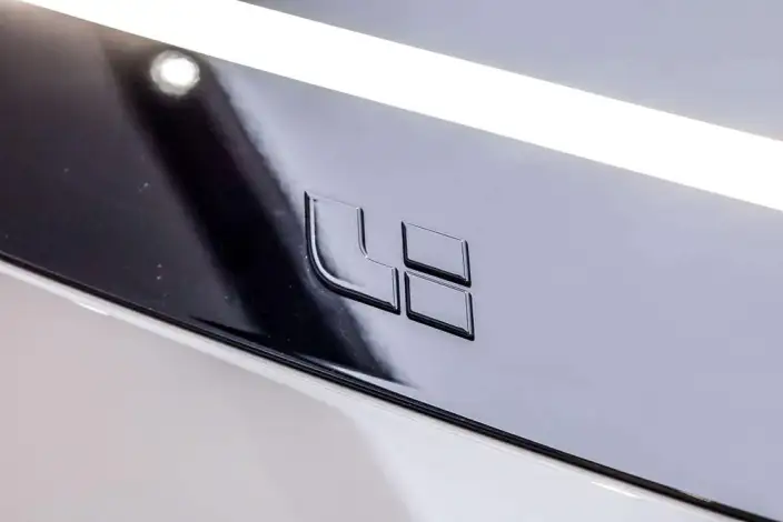 Li Auto MEGA 2024 Model Ultra Edition – фото 8