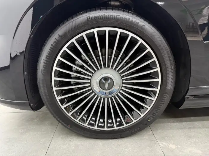 Voyah Pursuit L 2026 Model 4WD Ultra – фото 5