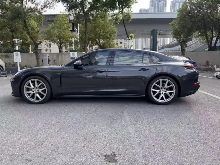 Panamera 2024 Model Panamera 4 Executive Extended Edition 2.9T
