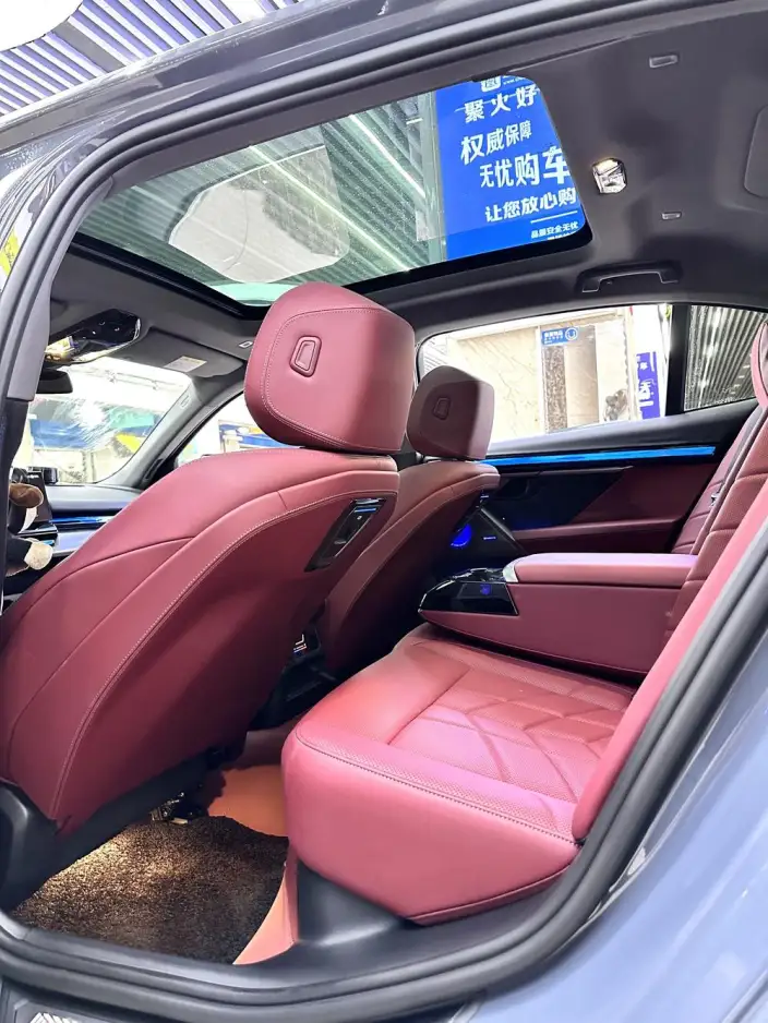 BMW 5 Series 2024 Model 525Li M Sports Set – фото 7