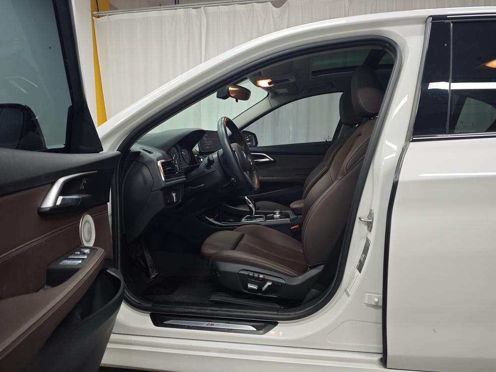 BMW 1 Series 2021 Facelift 120i M Sport Night Black Edition – фото 17