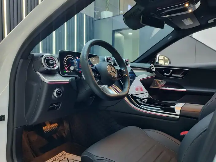 Mercedes-Benz C-Class 2026 Model C 260 L Sports sedan – фото 8