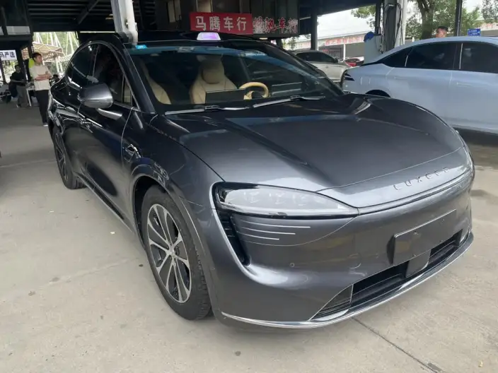 Luxeed R7 2024 Model EV 100kWh Max Rear Drive Edition – фото 3