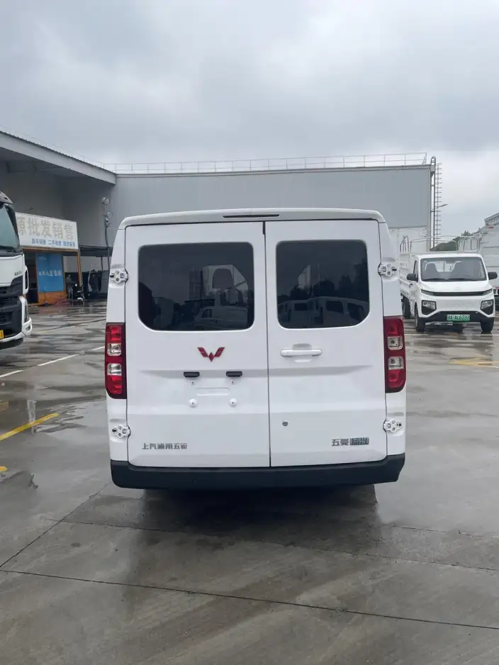 Wuling Yangguang 2024 Model 300km Comfort Model Passenger car Edition 75kW – фото 5