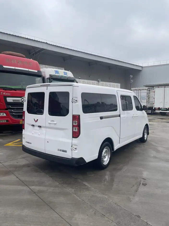 Wuling Yangguang 2024 Model 300km Comfort Model Passenger car Edition 75kW – фото 6