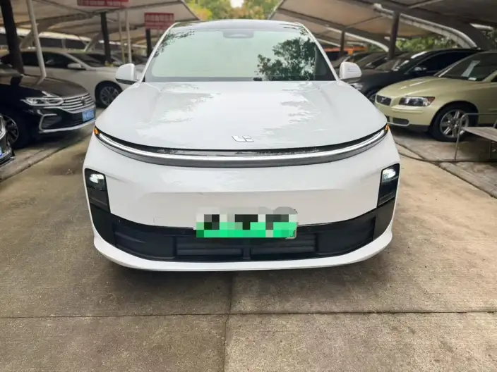Li Auto L6 2024 Model Pro Edition