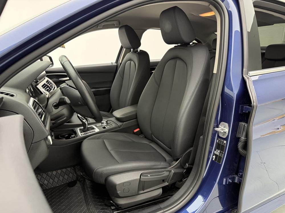 BMW 1 Series Раздел 2023 120i M Sports Edition – фото 21