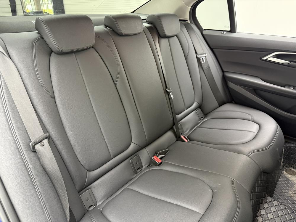 BMW 1 Series Раздел 2023 120i M Sports Edition – фото 24