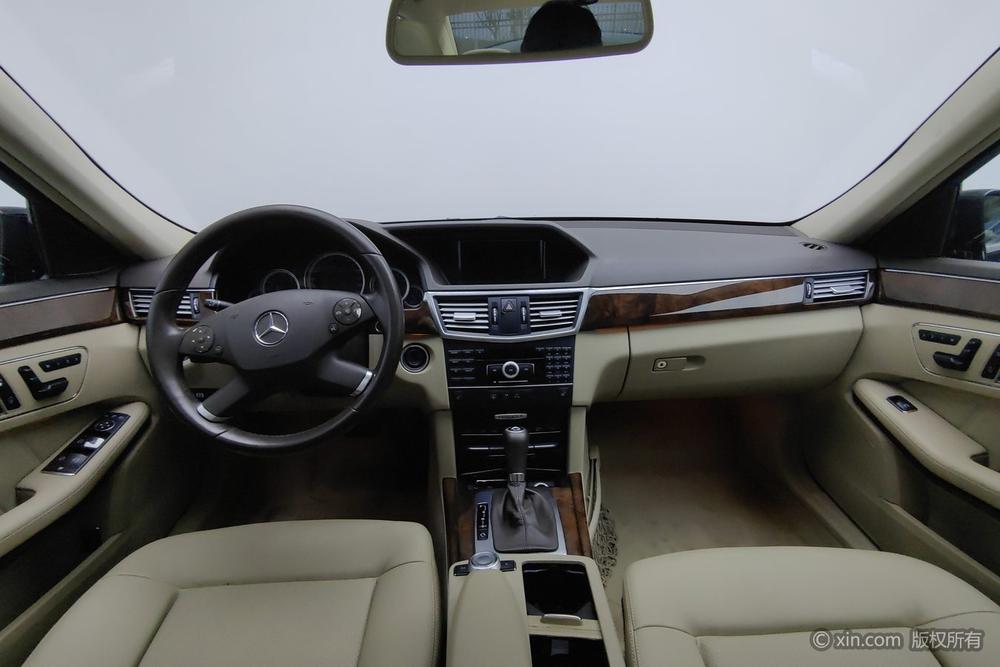 Mercedes-Benz E-Class 2011 модификация E 200 L CGI Youya тип – фото 14