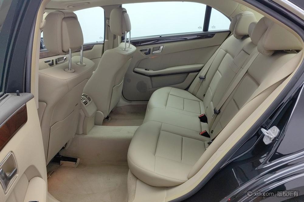 Mercedes-Benz E-Class 2011 модификация E 200 L CGI Youya тип – фото 20